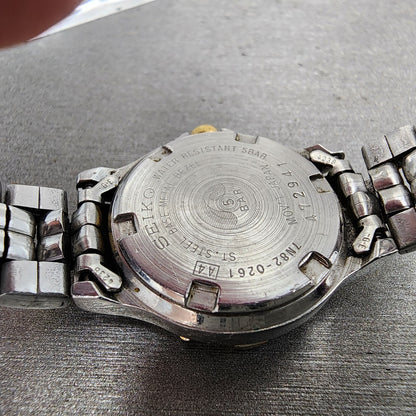 Seiko Sports 50 Watch Women 25mm Silver Dial Two ToneRound 7N820261 New Battery9