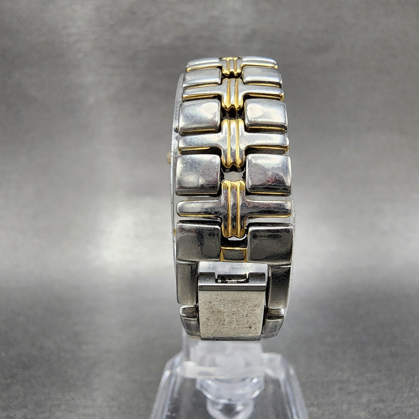 Bulova Watch Women Two Tone White Dial Date 25mm Round 98M36 New Battery7