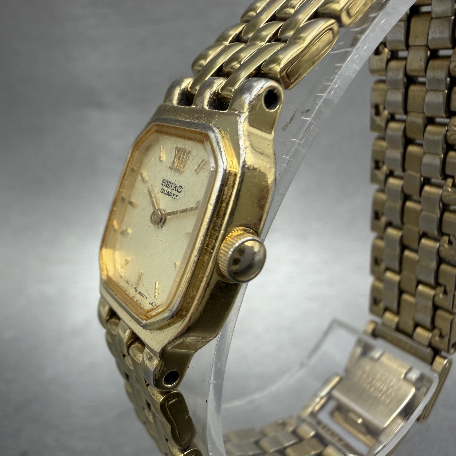 Seiko Tank Watch Women 16mm Champagne Dial Gold Tone 4n00-5249 New Battery ABC2