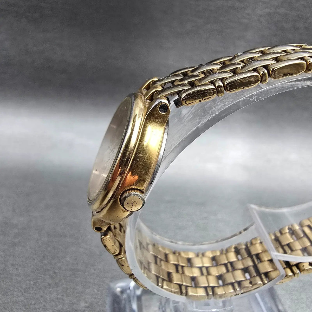 Seiko Watch Women 24mm Gold Dial Gold Tone Date Round 7N82-0071 New Battery2