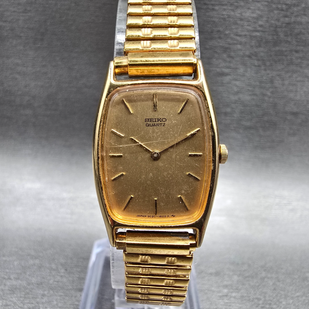 Seiko Watch Women 19mm Gold Dial Gold Tone Oval 2C20-5800 New Battery Vintage p0