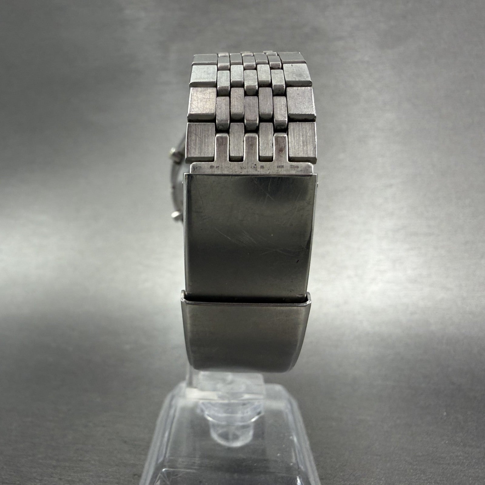 Citizen Digital Watch Men 33mm Digital Silver Tone Dual Time Chrono New Battery7
