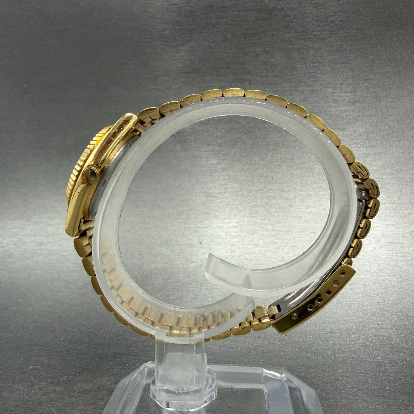 Seiko SQ Watch Women 24mm Champagne Dial Gold Tone Daydate 3e23-0a69 New Battery6