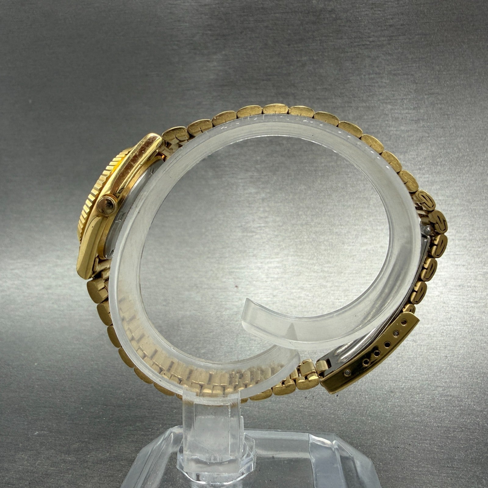 Seiko SQ Watch Women 24mm Champagne Dial Gold Tone Daydate 3e23-0a69 New Battery6