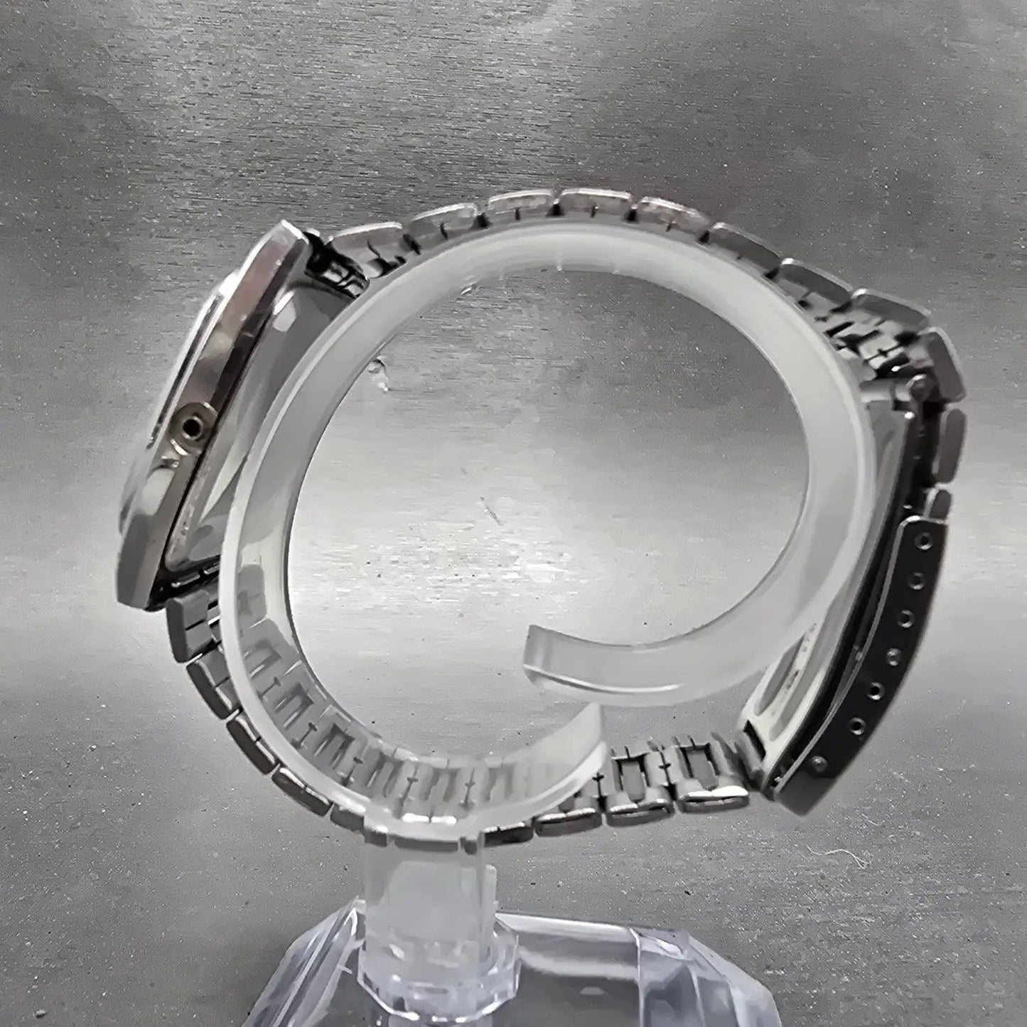 Seiko Majesta Watch Men 31mm Silver Dial Silver Tone Daydate 9063-501A PARTS7