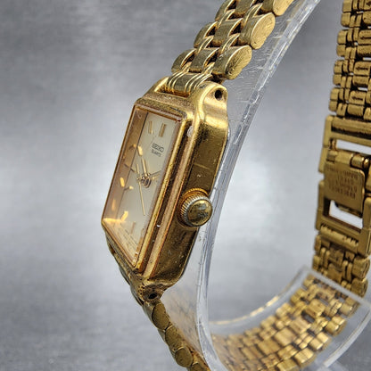 Seiko Tank Watch Women 17mm Gold Dial Gold Tone Rectangle V4015129 New Battery2