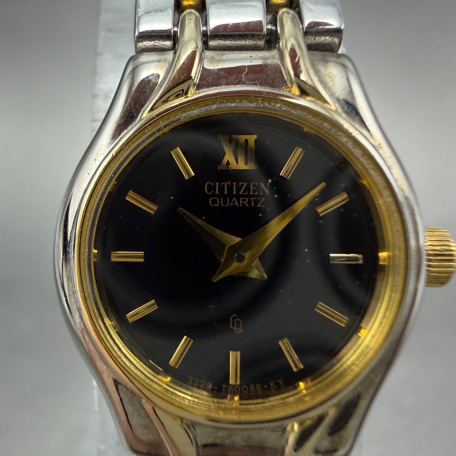 citizen CQ Watch Women 18mm Black Dial Two Tone Round 3220-848993 New Battery1
