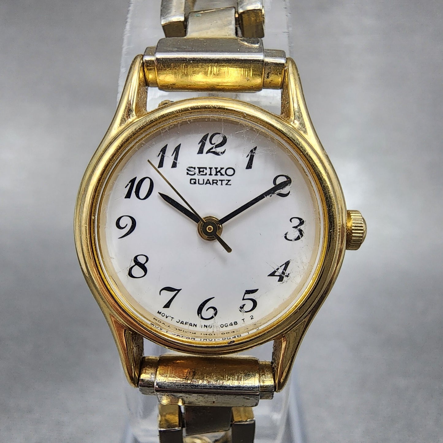 Seiko Watch Women 20mm White Dial Gold Tone Round 1N010E19 New Battery VTG1