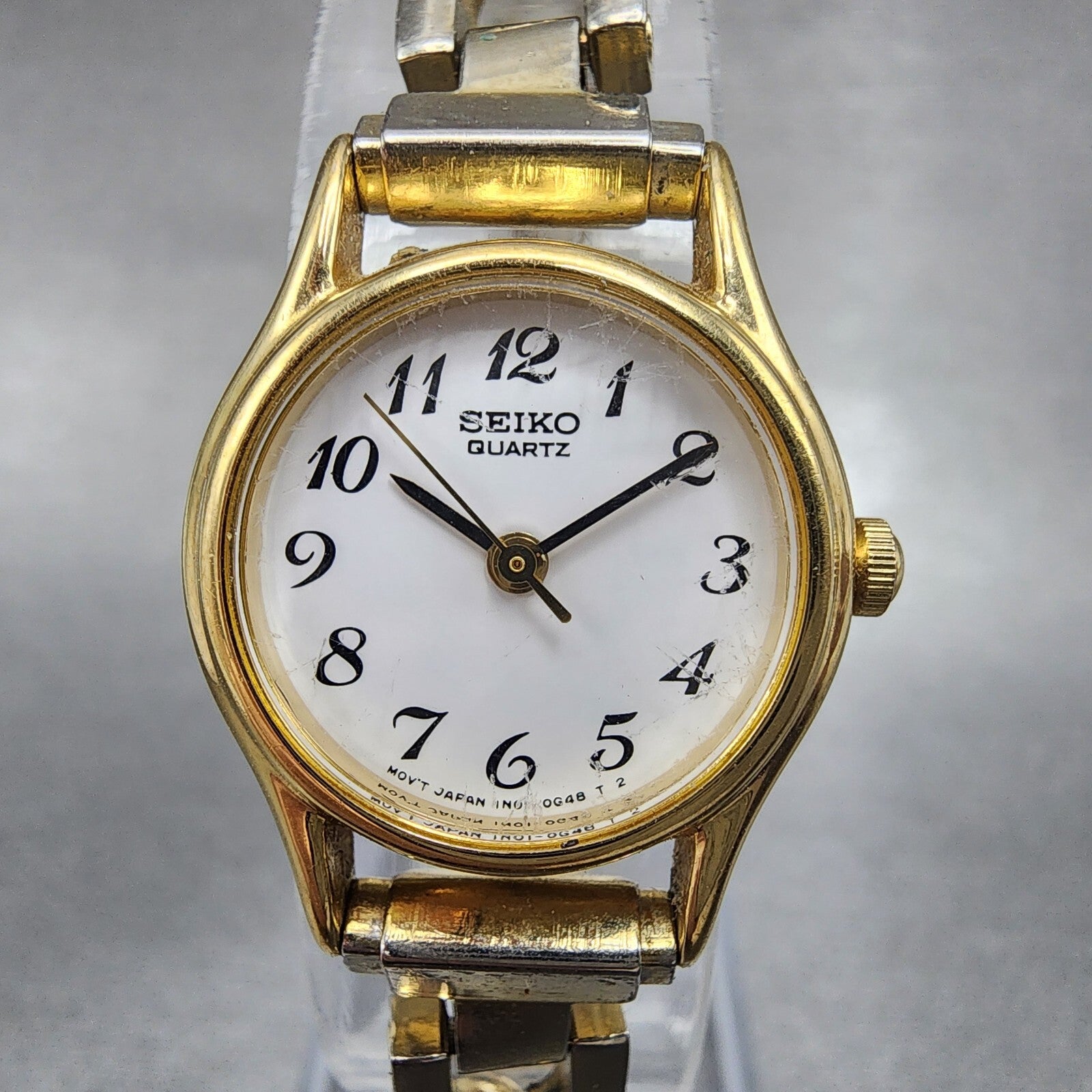 Seiko Watch Women 20mm White Dial Gold Tone Round 1N010E19 New Battery VTG1