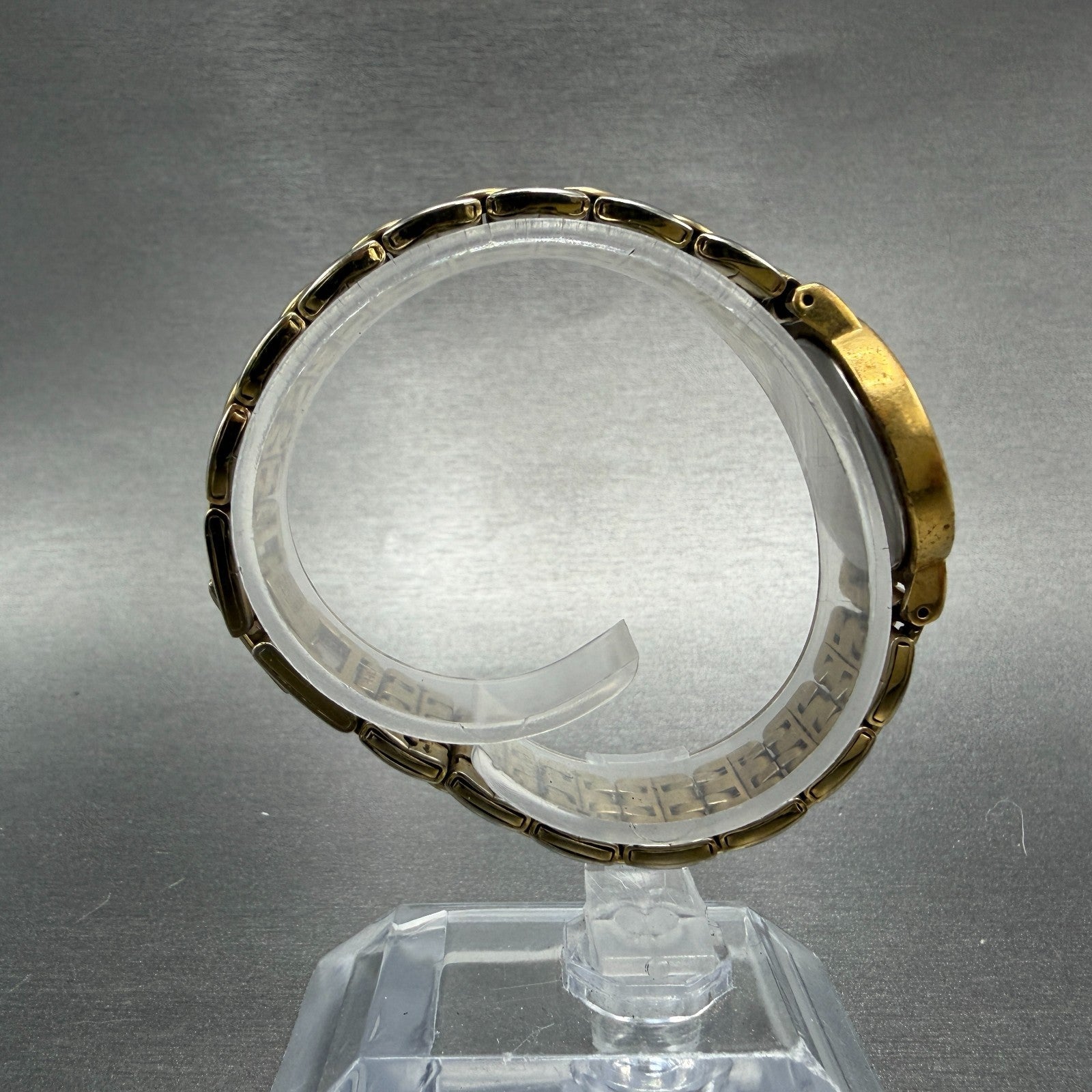 Seiko Watch Women 24mm White Dial Gold Tone Round 1N00-1E19 New Battery 78768
