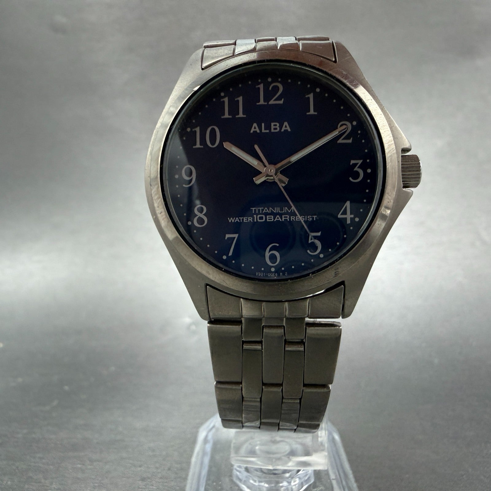 Seiko Alba Watch Men 35mm Blue Dial Titanium Round V501-0BP0 New Battery VTG5