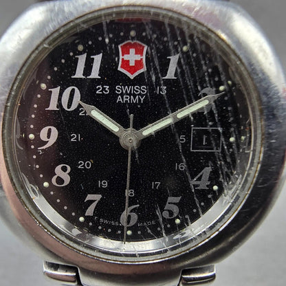 Victorinox Swiss Army Cavalry Watch Women 31mm Black Dial Steel Date New Battery1
