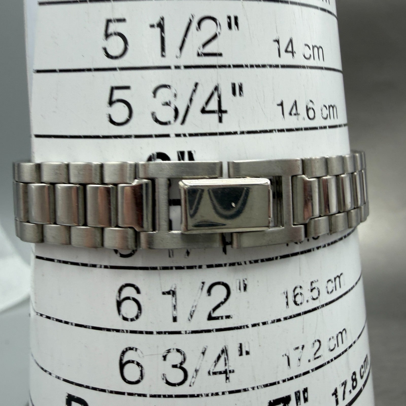 Seiko Alba Watch Women 23mm Silver Dial Silver Tone Date V782-X104 New Battery10