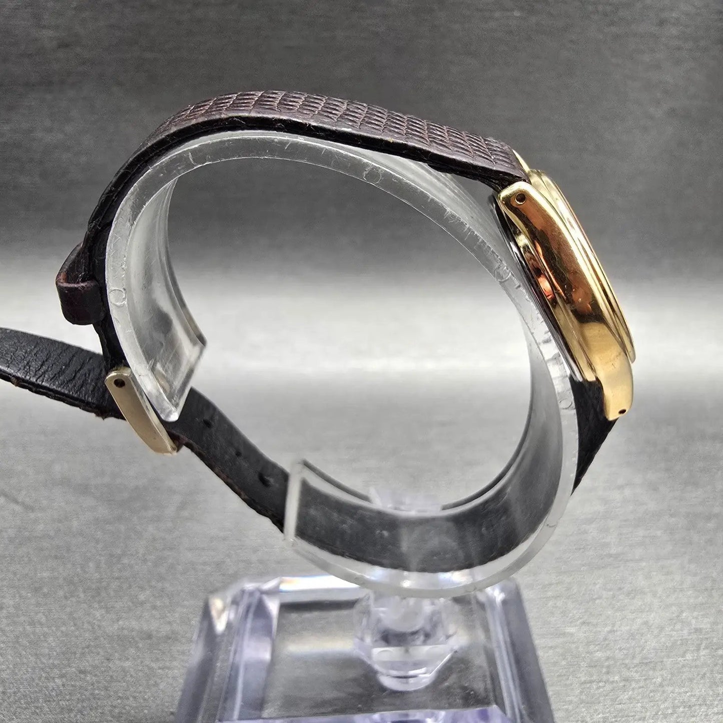 Seiko Moon Phase Watch Women 26mm Champagne Dial Gold Tone Date 4K24-0019 NewBat8