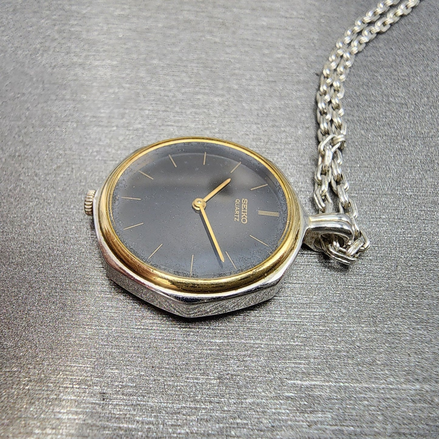 Seiko Necklace Watch Women 23mm Black Dial Two Tone 14000920 New Battery3