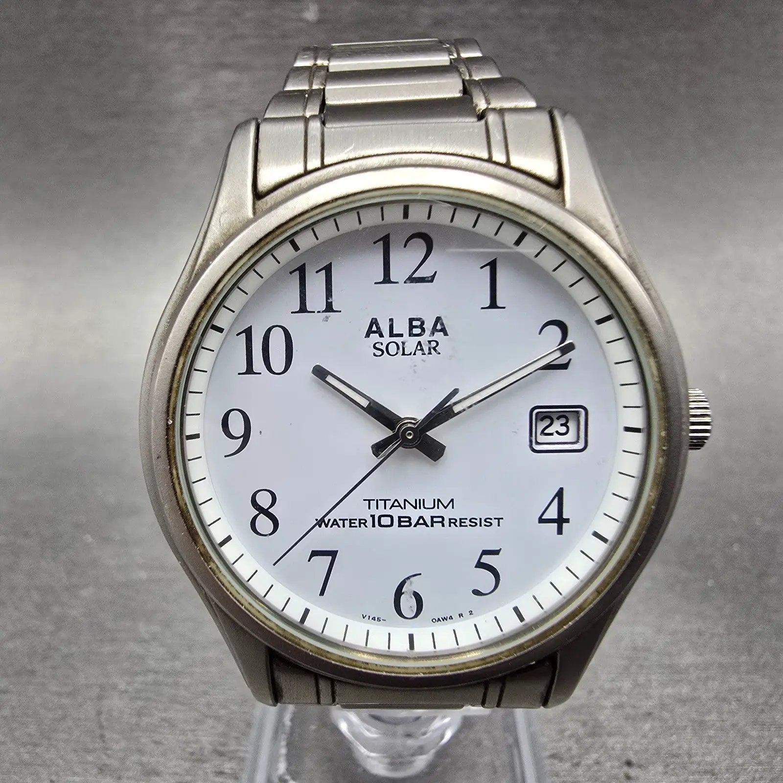 Seiko Alba Solar Watch Men 34mm White Dial Titanium Date V145-0AM0 Runs0