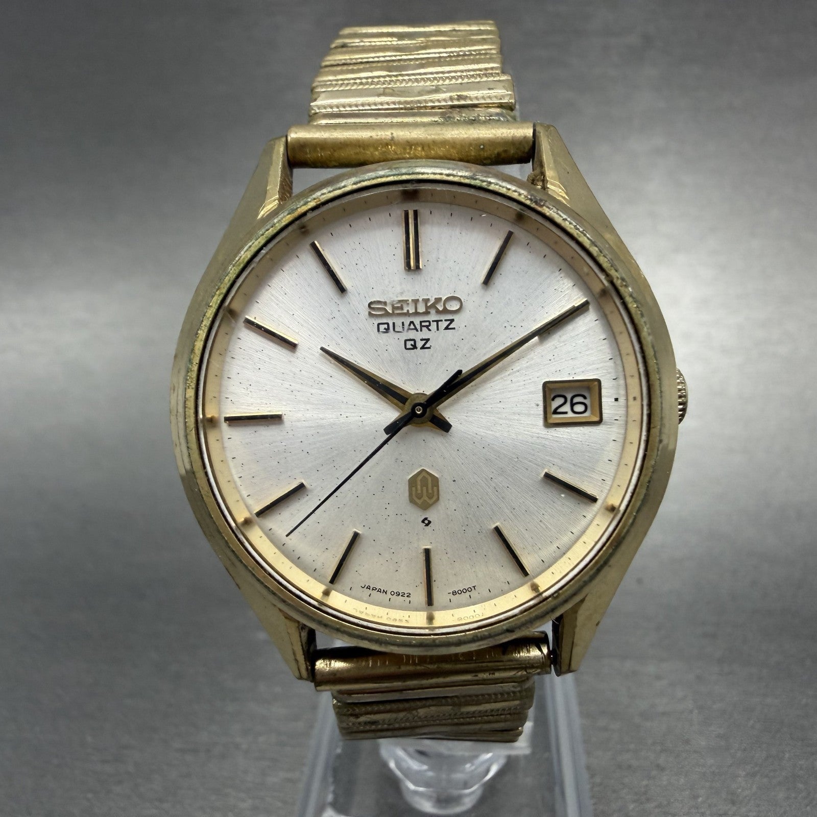 Seiko QZ Watch Men 36mm Silver Dial Gold Tone Date Round 0922-8000 PARTS0