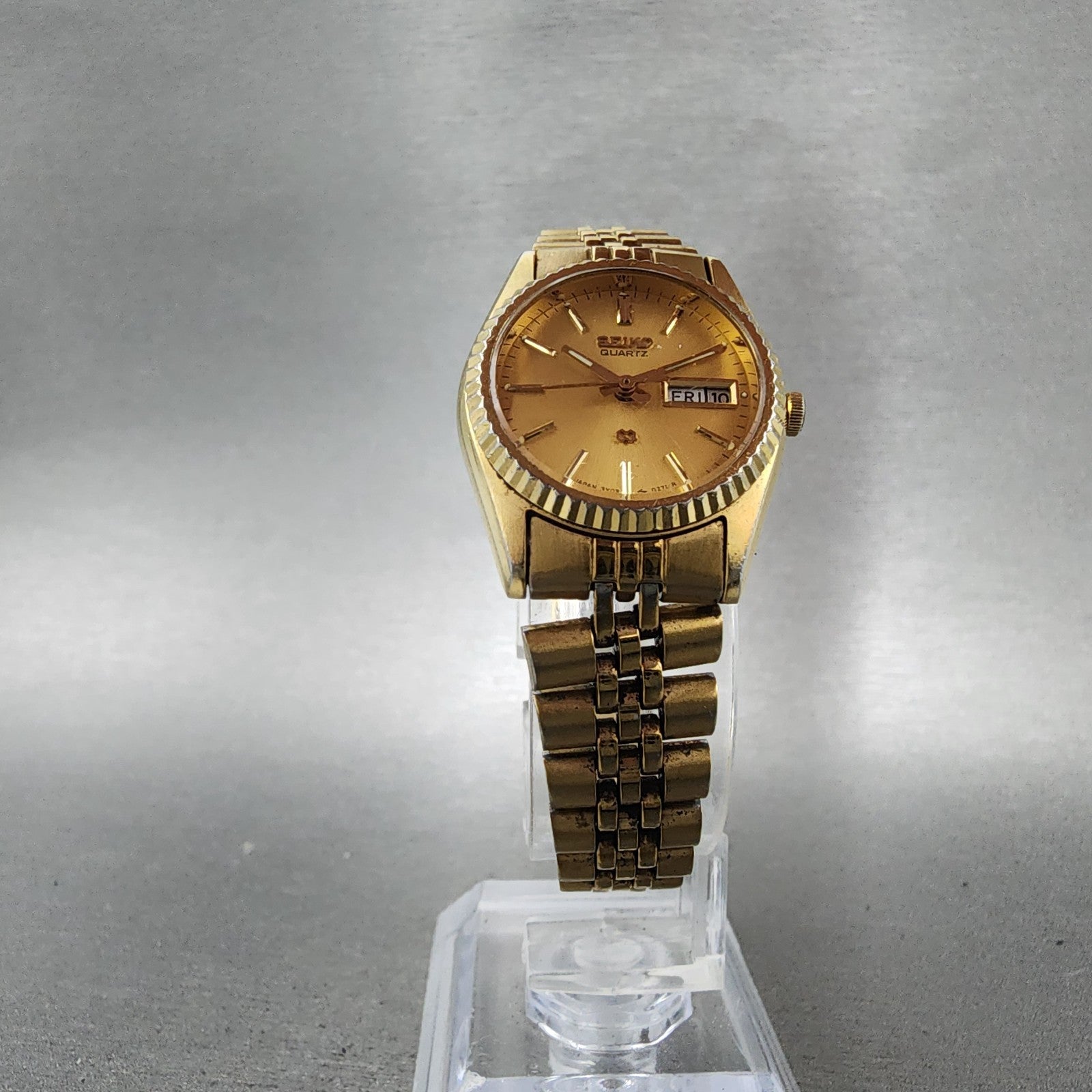 Seiko SQ Watch Women 24mm Gold Dial Gold Tone Daydate 24mm Round New Battery NBG5