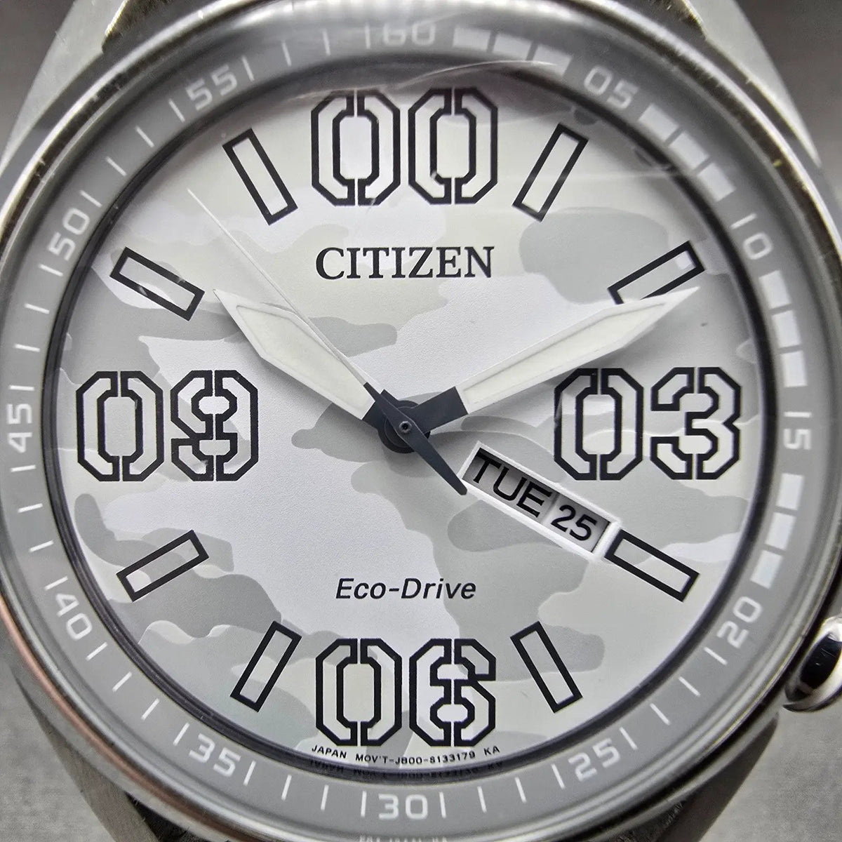 Citizen Eco-Drive 41mm White Camo Dial Steel Daydate Round AW0011-09J Works1