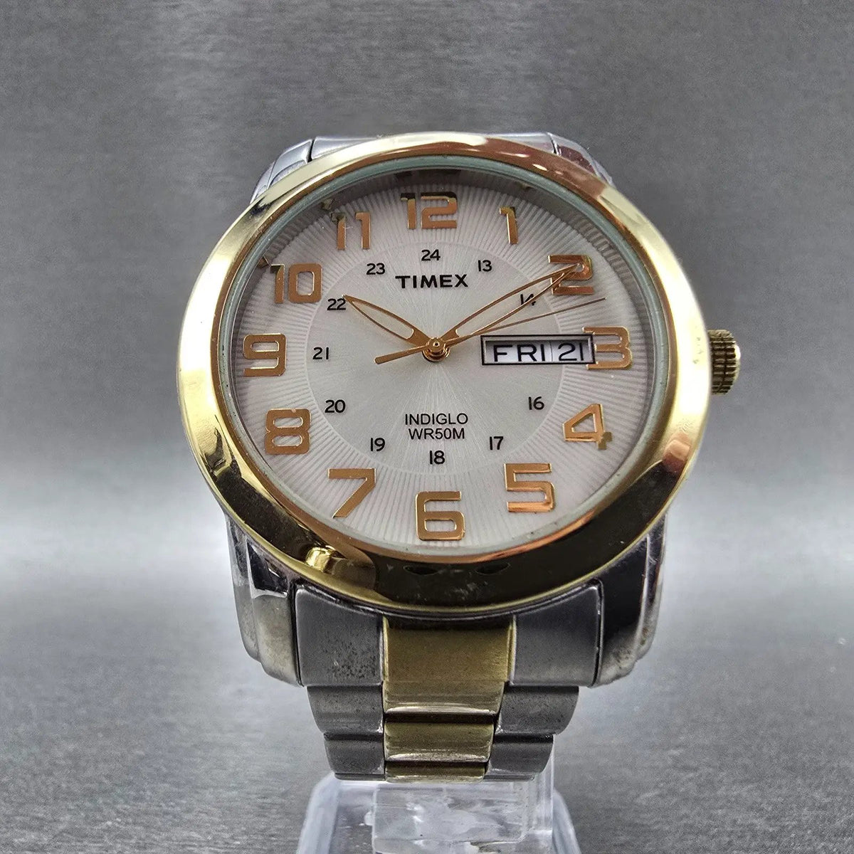 Timex Highland Street Watch Men 39mm Silver Dial Two Tone Daydate Round New Batt5