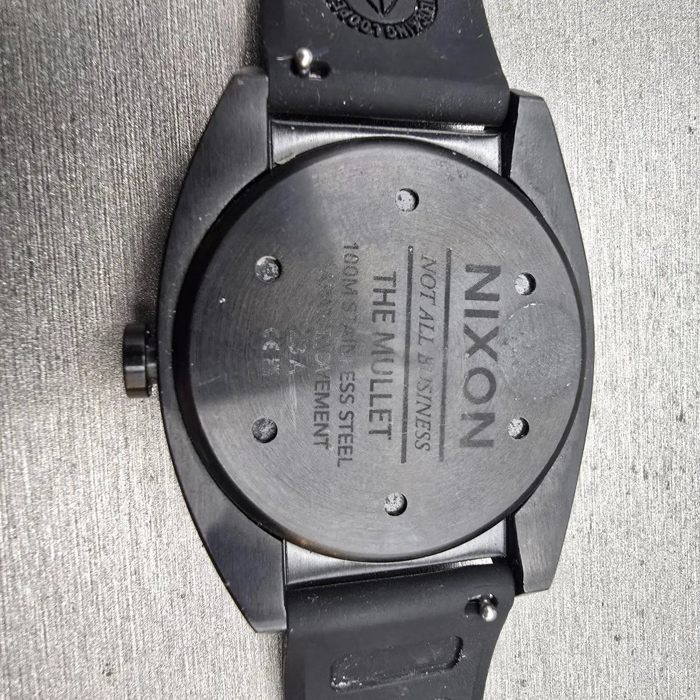 Nixon The Mullett Watch Men 38mm Black Dial Black Tone Round New Battery10