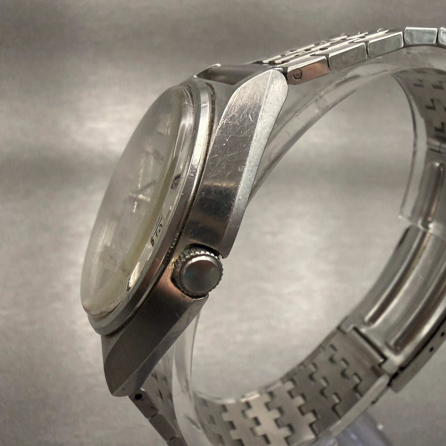Seiko Lord Matic Watch Men 37mm Silver Dial Silver Tone Daydate Round 5606-70102