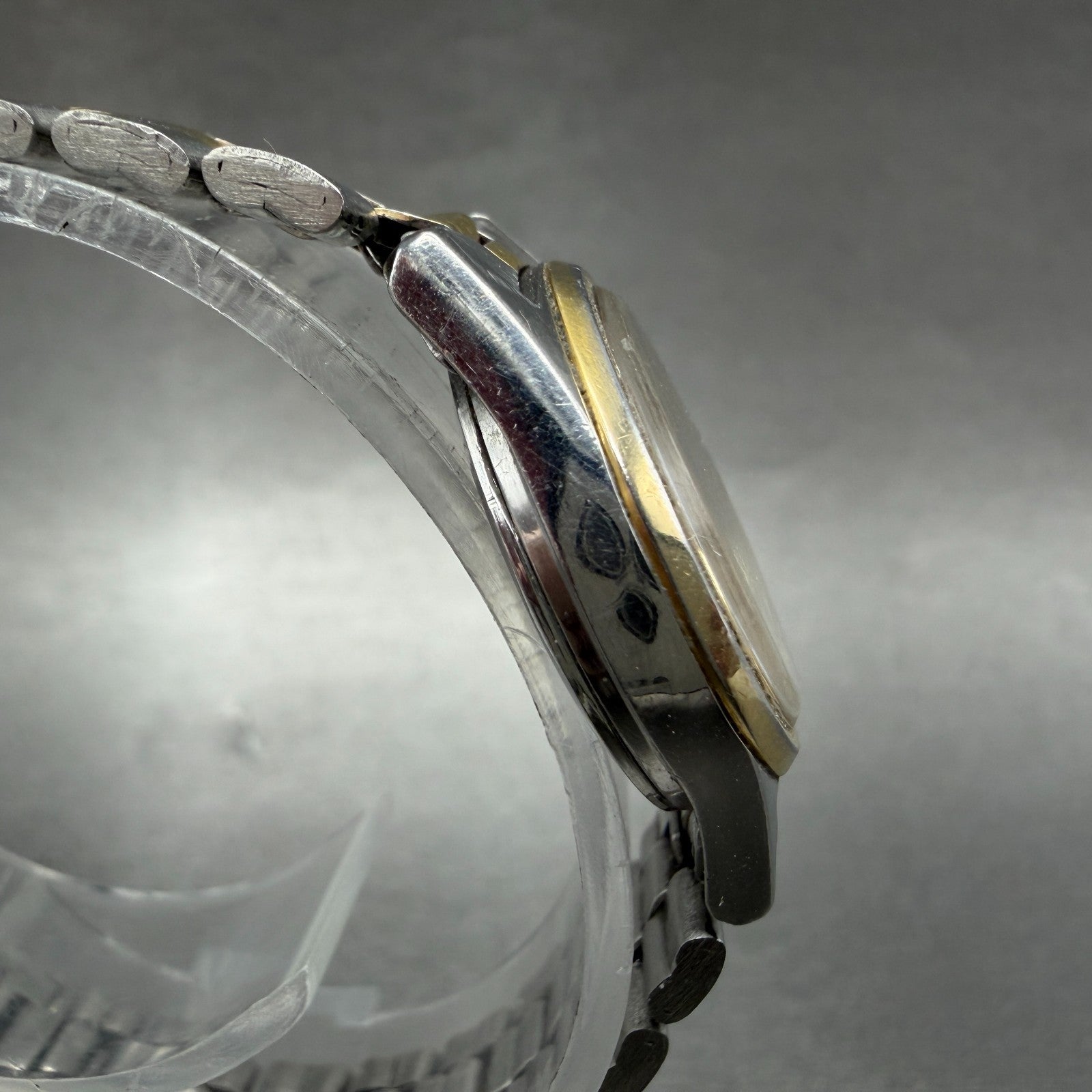 Seiko SQ Watch Women 23mm Silver Dial Two Tone Daydate 3Y03-0A10 New Battery VTG3