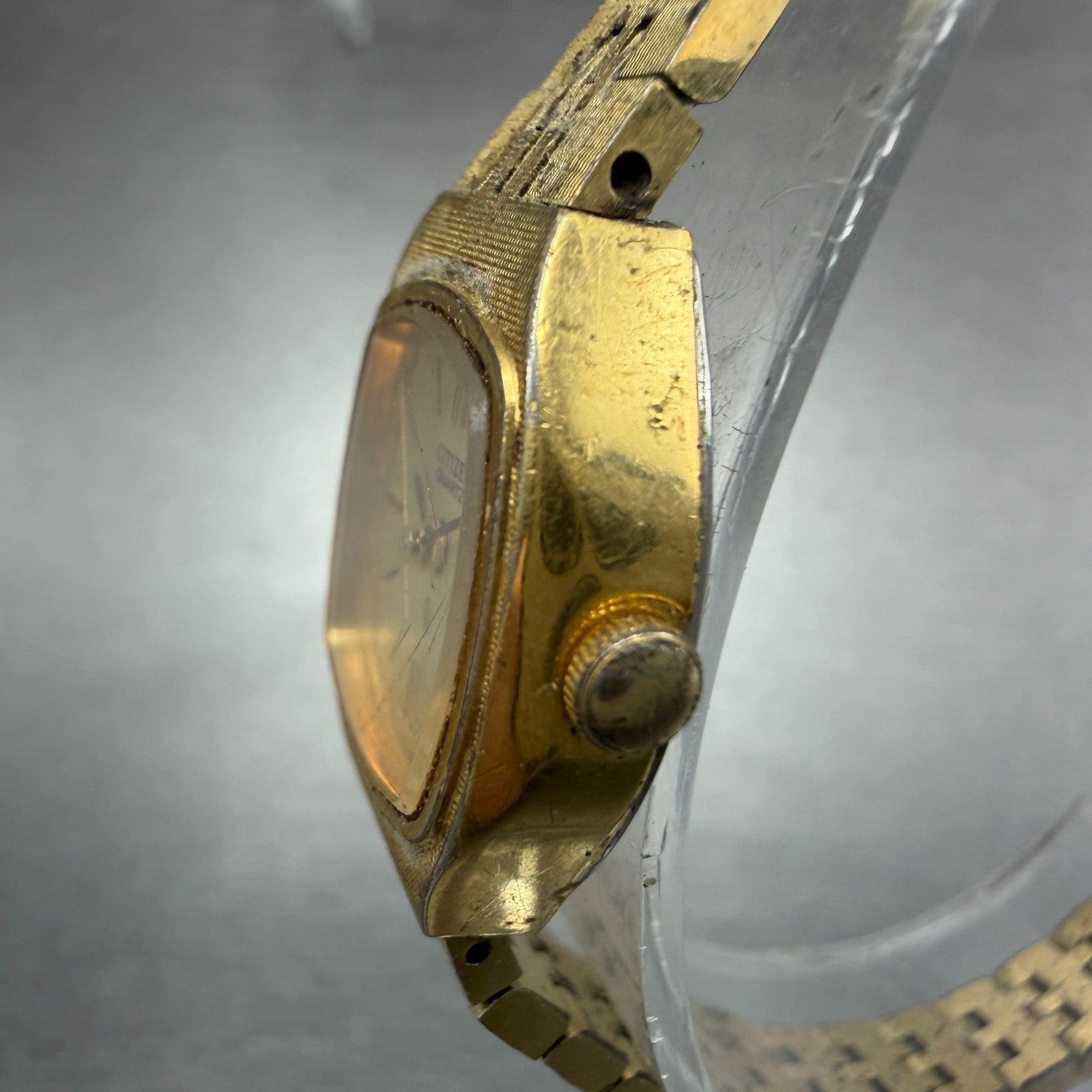 Citizen CQ Watch Women 19mm Champagne Dial Gold Tone 4031-893425 New Battery2
