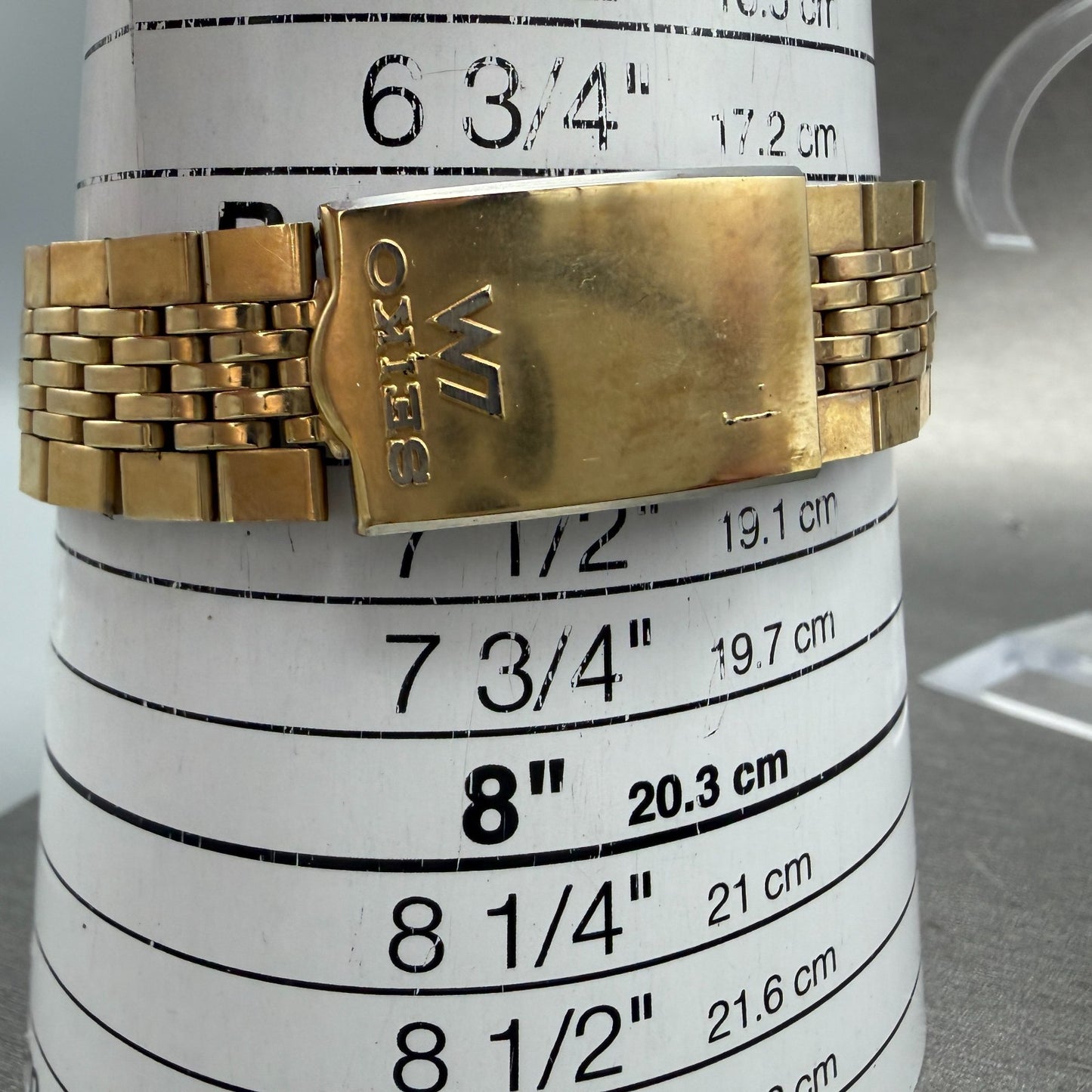 Seiko Lord Matic Watch Men 36mm Silver Dial Gold Tone Daydate 5606-7010 Runs10