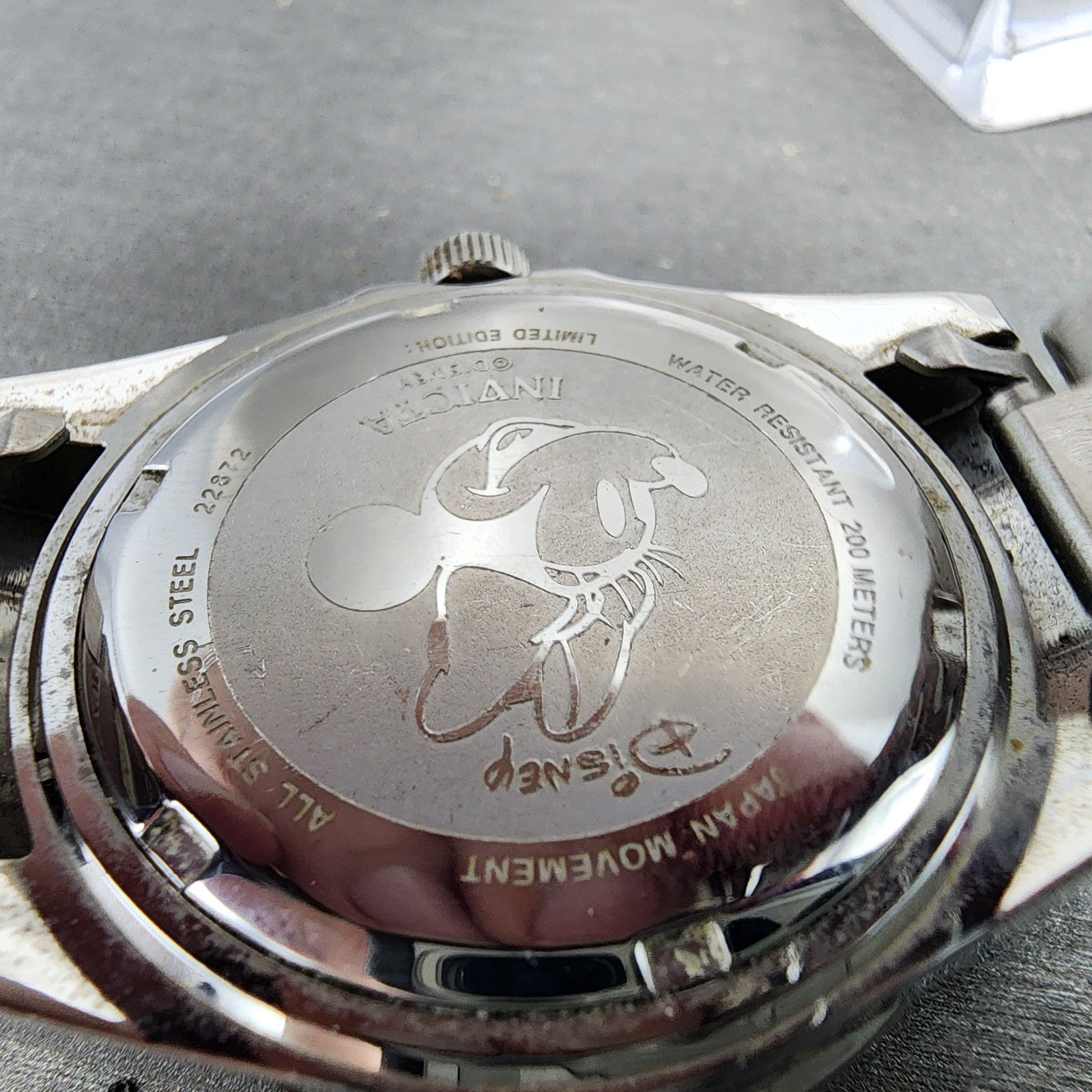 Invicta Minnie Mouse Watch Women 38mm White Dial Steel Date Round New Batt 228729