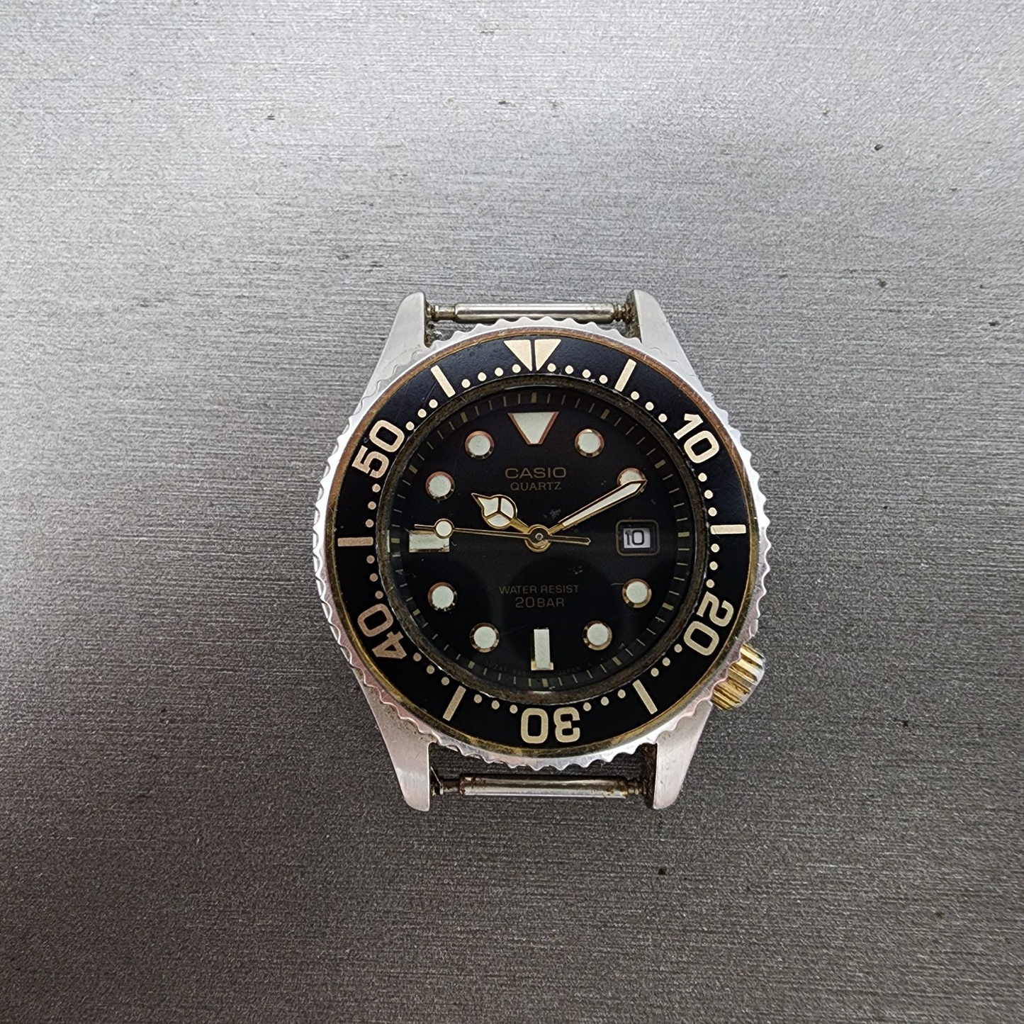 Casio Dive Watch Women 32mm Black Dial Two Tone Date Round LD700 New Battery0