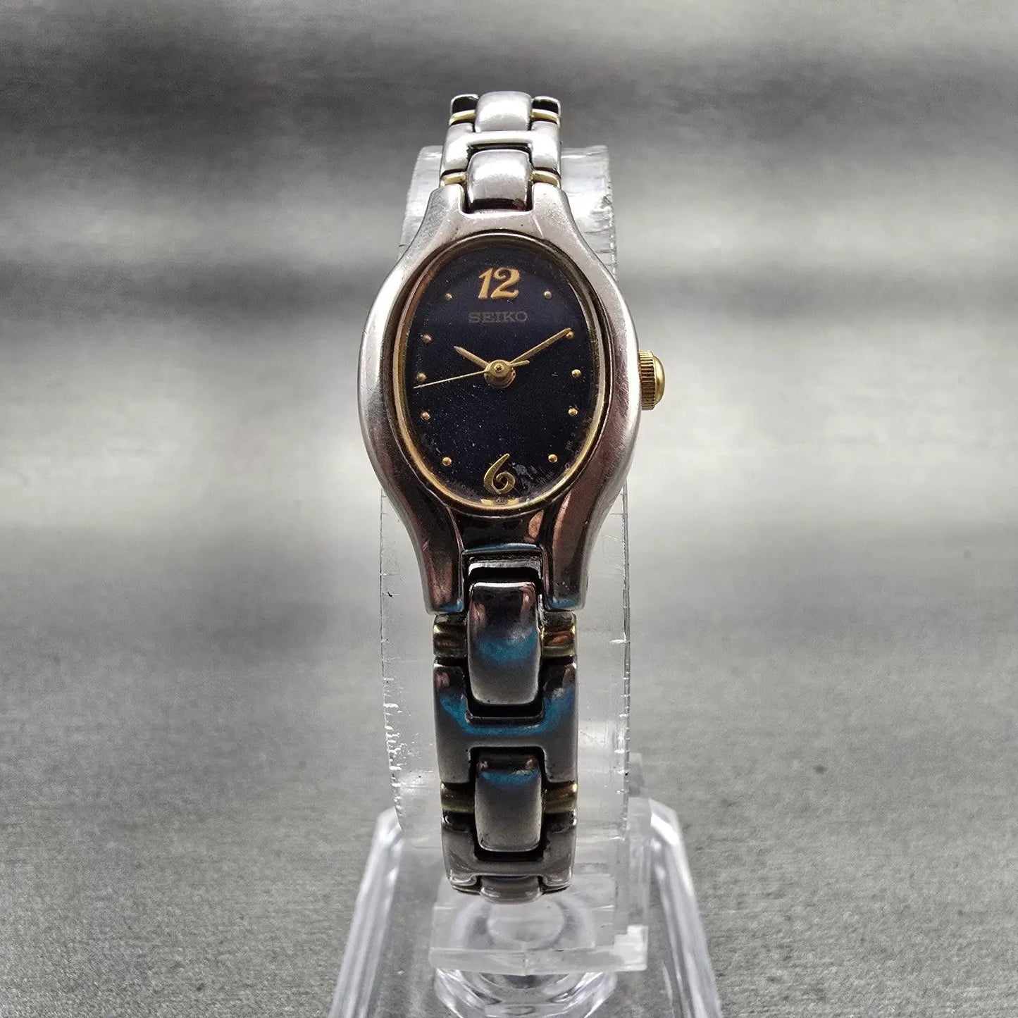 Seiko Watch Women 16mm Blue Dial Silver Tone Oval 1N01-0CT0 New Battery VintageL5