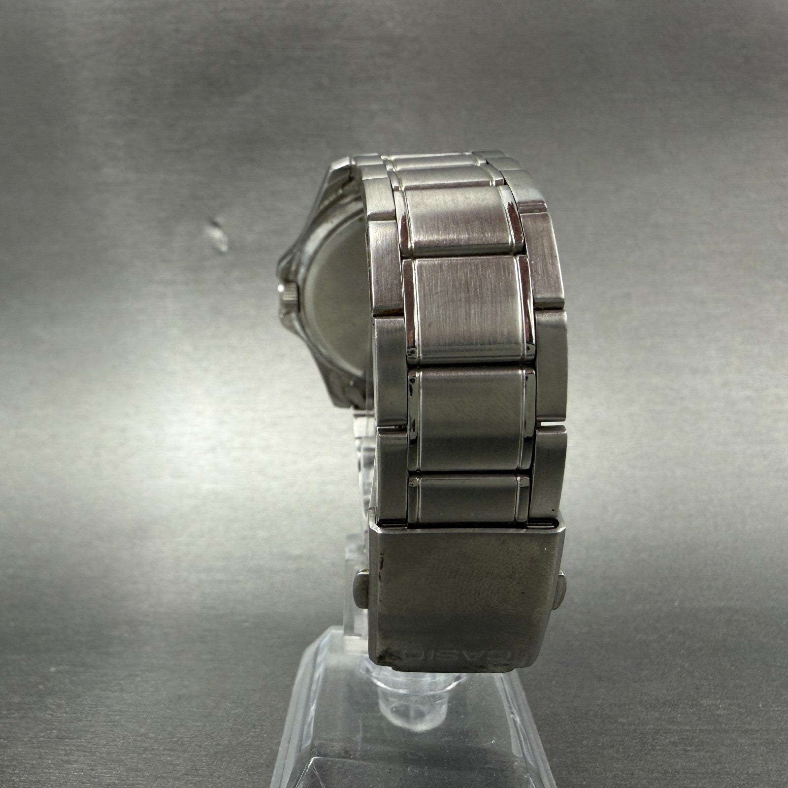 Casio MTP-1244 Dive Watch Men 41mm Black Dial Silver Tone Date Round New Batt 457