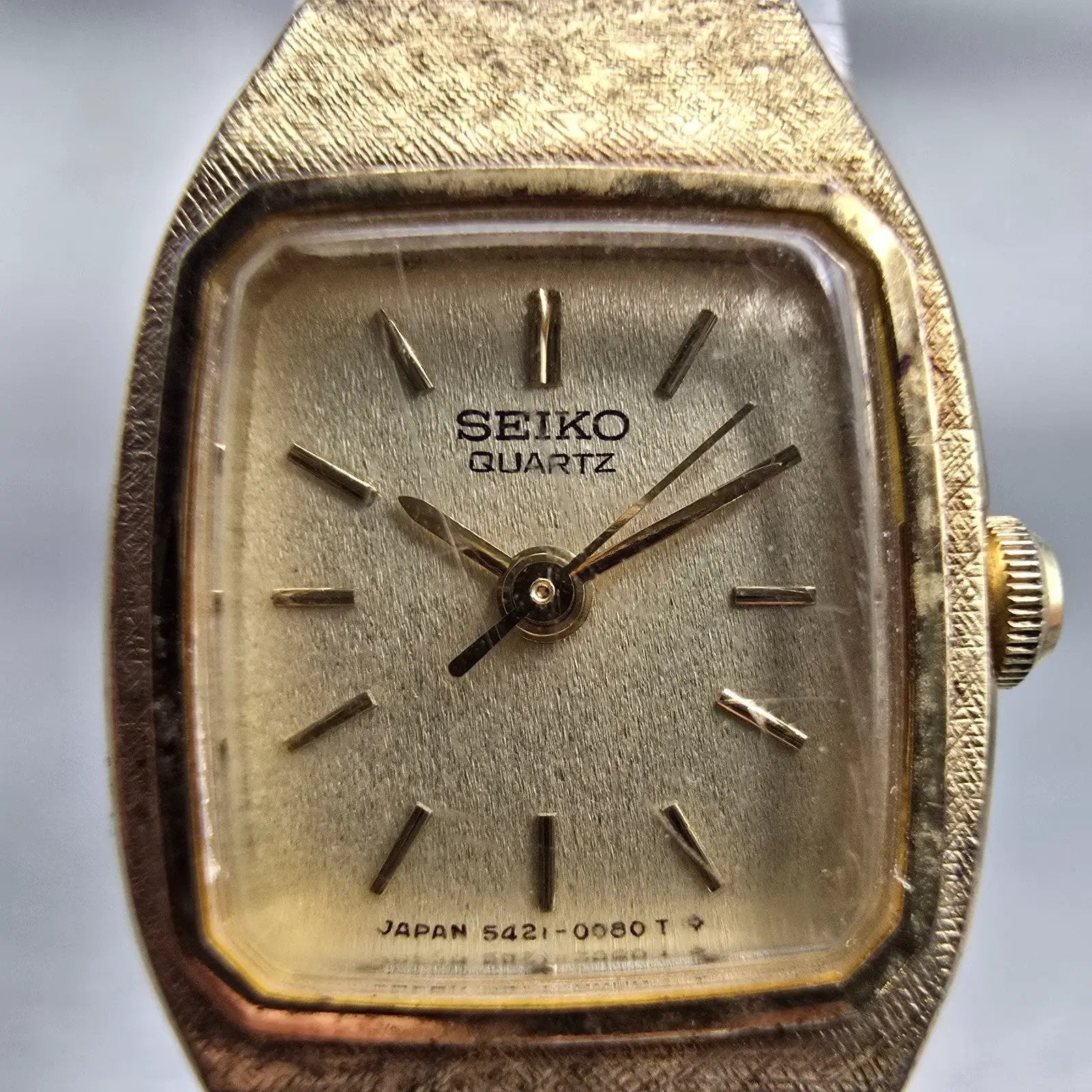 Seiko Watch Women 17mm Champagne Dial Gold Tone Oval 5421-5029 New Battery VTG1