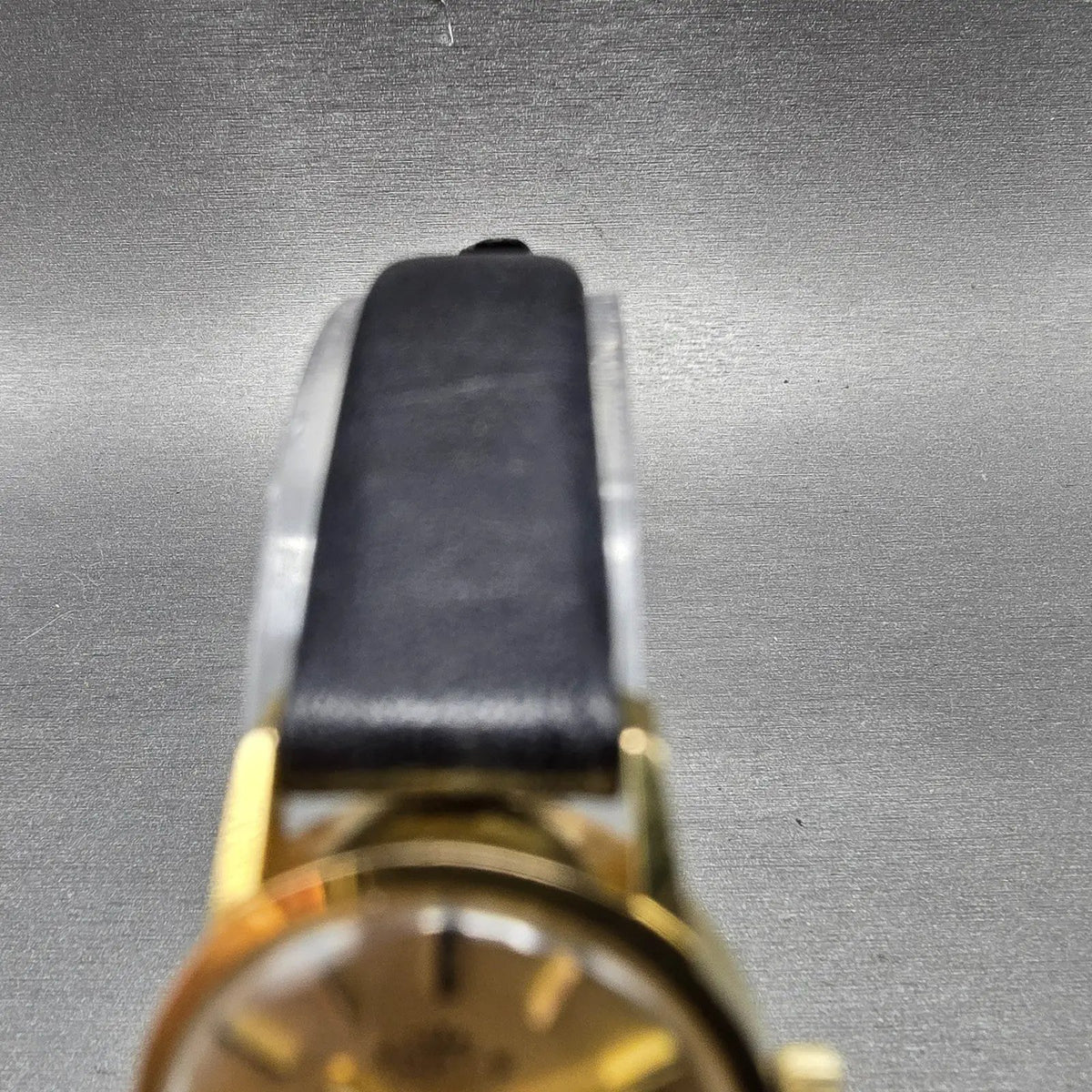 Fortis Automatic Watch Women 21mm Gold Dial Gold Plated Date Round Runs Vintage4