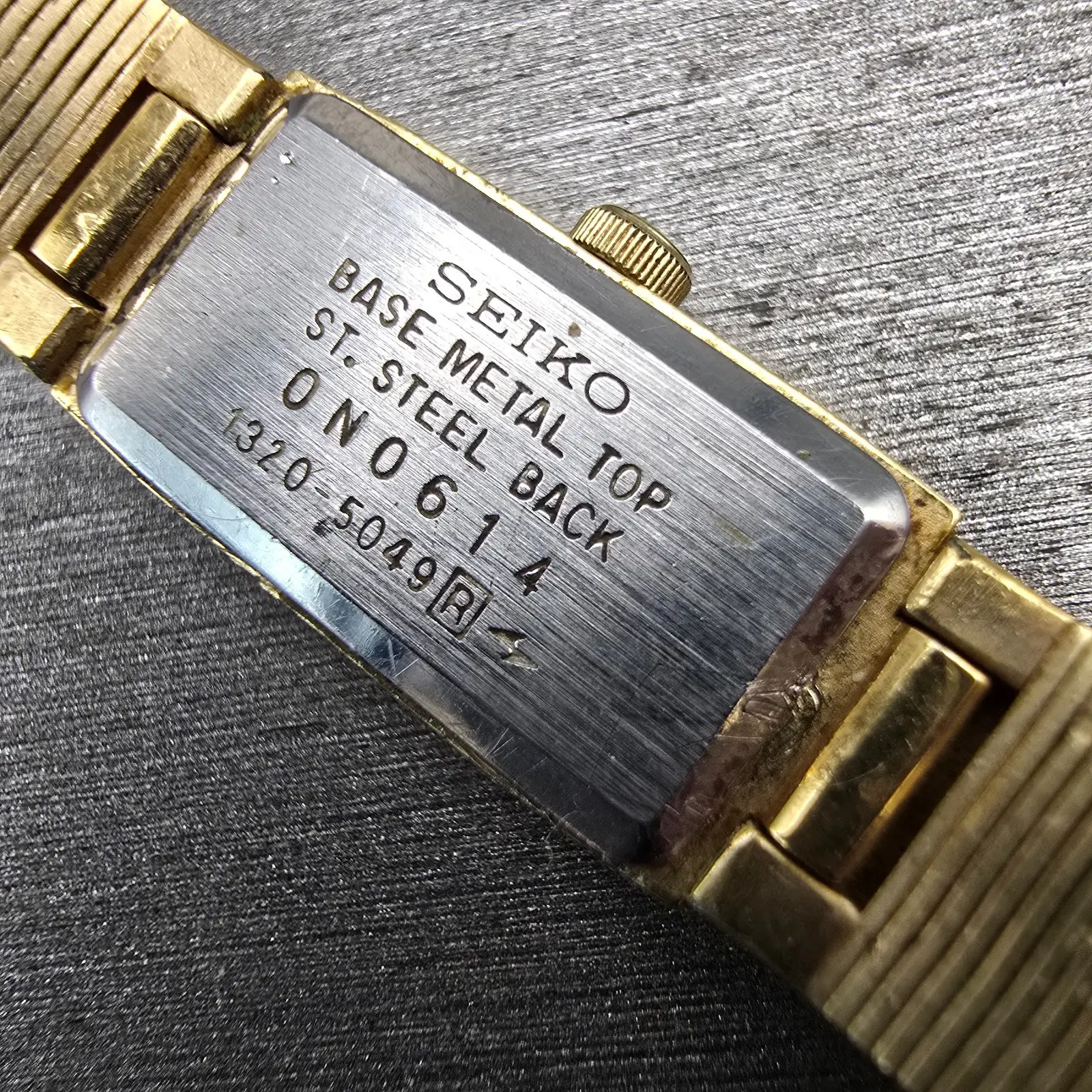 Seiko Watch Women 12mm Gold Dial Gold Tone Rectangle 1320-5049 New Battery VTG10