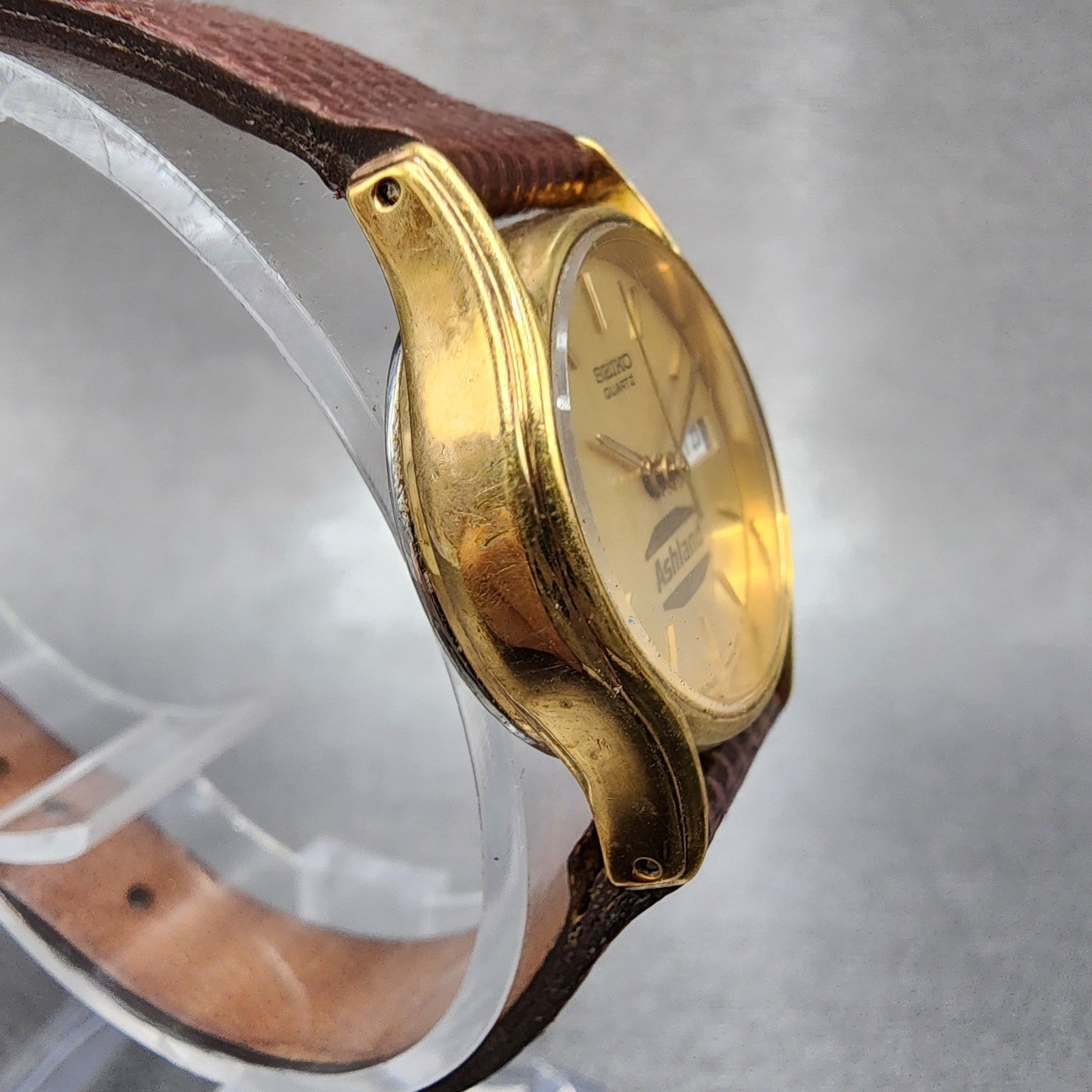 Seiko Watch Women 22mm Champagne Dial Gold Tone Daydate 7n836021 New Battery3