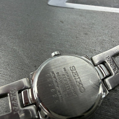 Seiko Watch Women 20mm MOP Dial Silver Tone Round 1n00-0gn0 Vintage New Battery9
