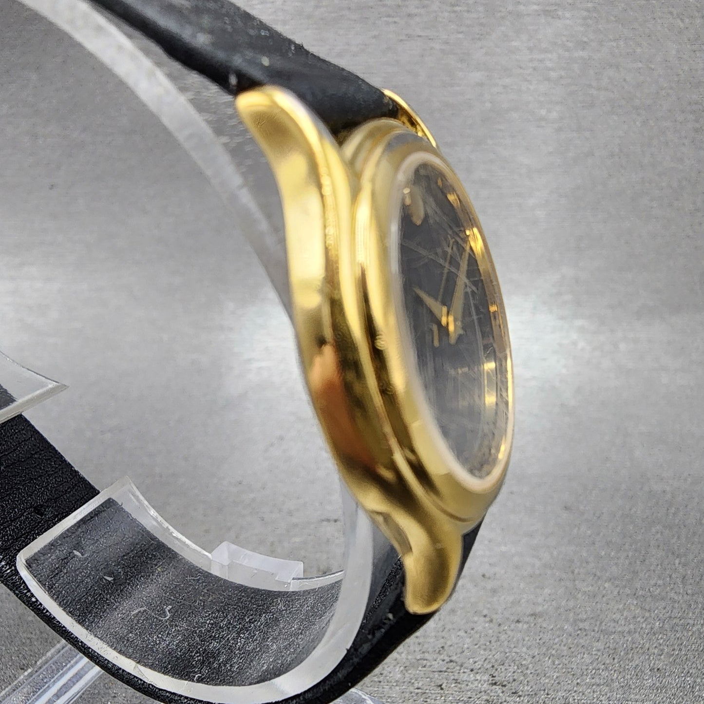 Movado Muesum Watch Women 28mm Black Dial Gold Tone Round 87D1823 New Battery3