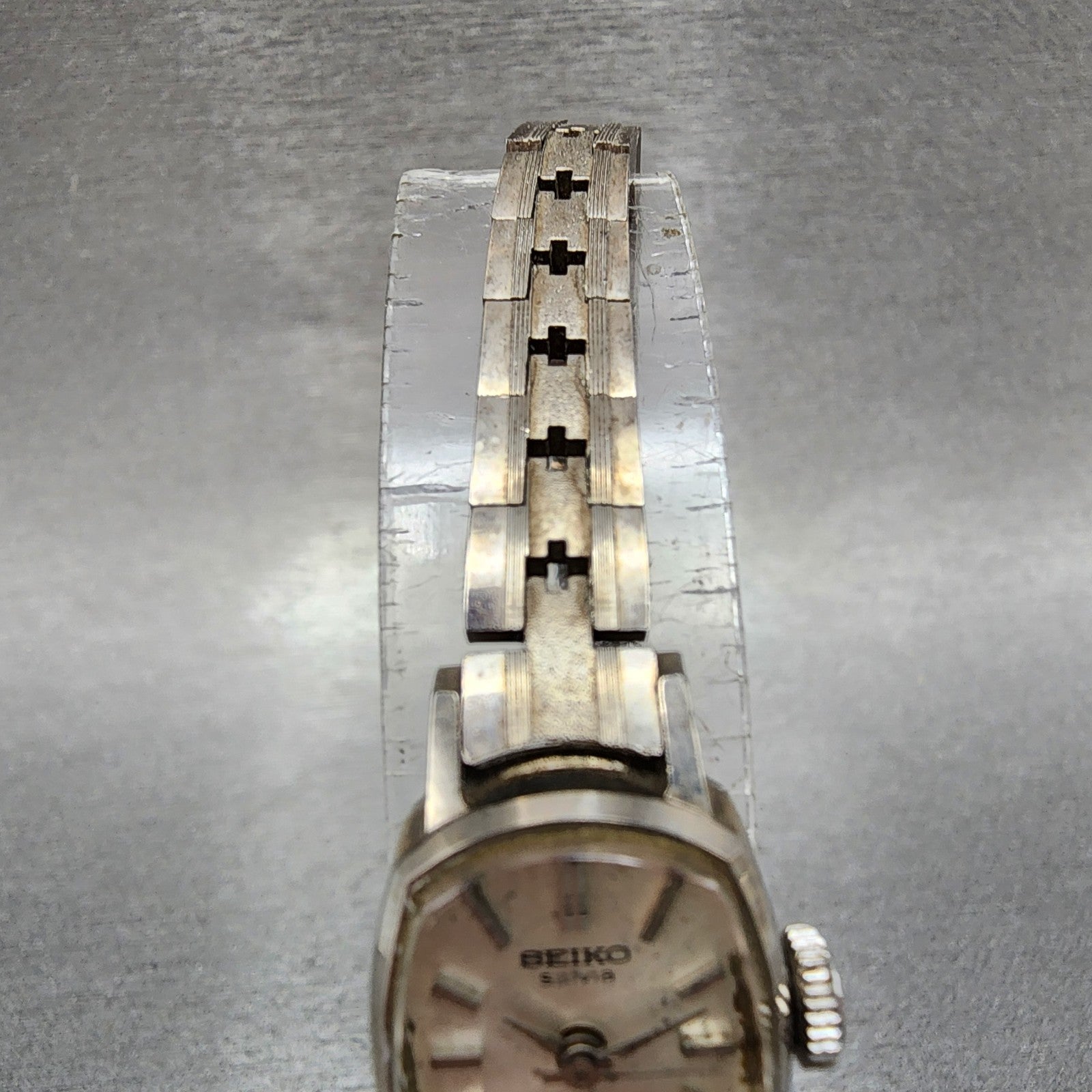 Seiko Salvia Watch Women 15mm Silver Dial Silver Tone Manual 11043030 Runs4