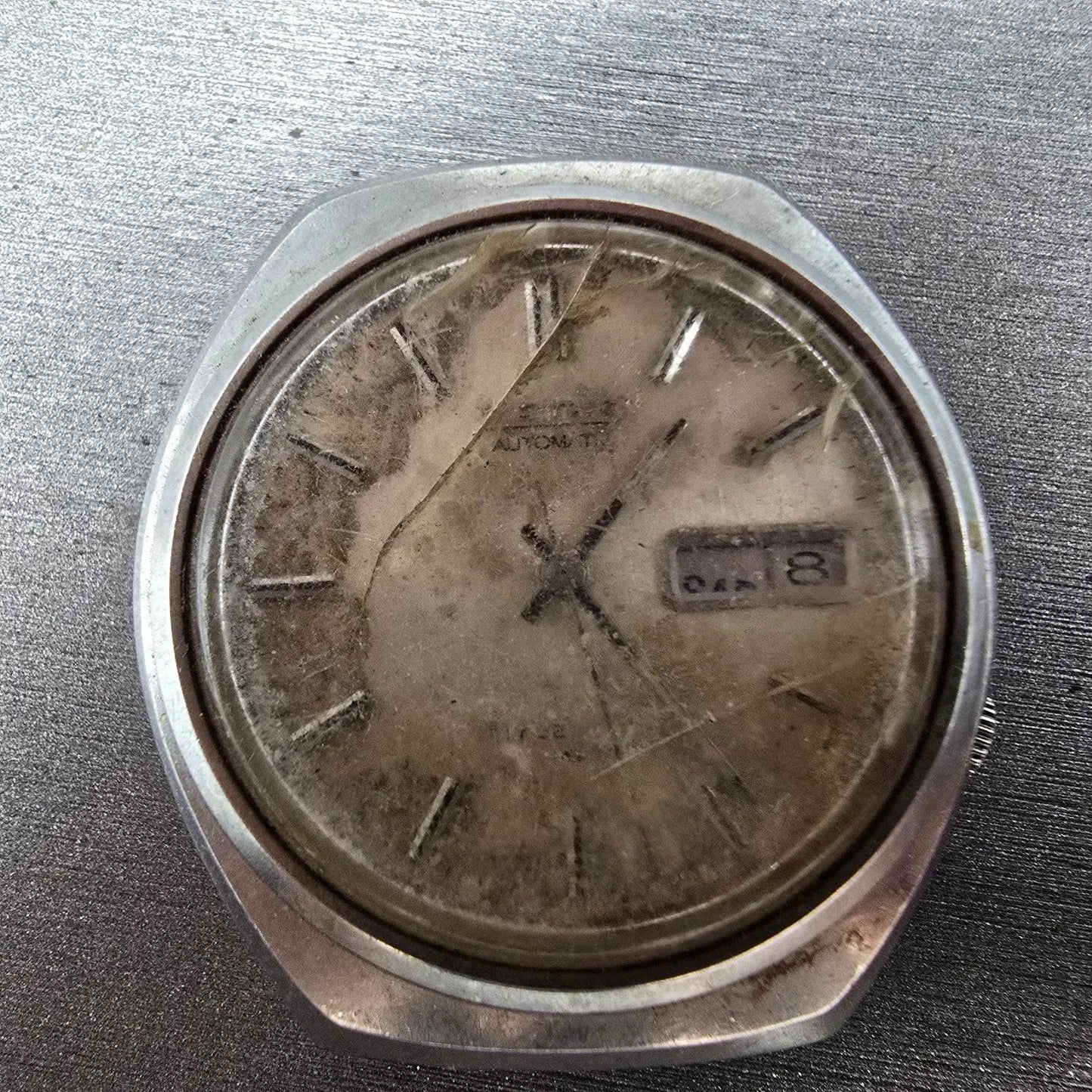 Seiko Automatic Watch Men 37mm Silver Dial Silver Tone Daydate 7009-8229 PARTS3