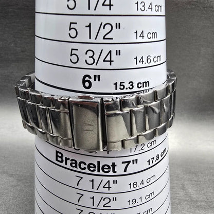 Bulova Watch Women 38mm Silver Dial Silver Tone Daydate Crystals 96N102 New Batt9