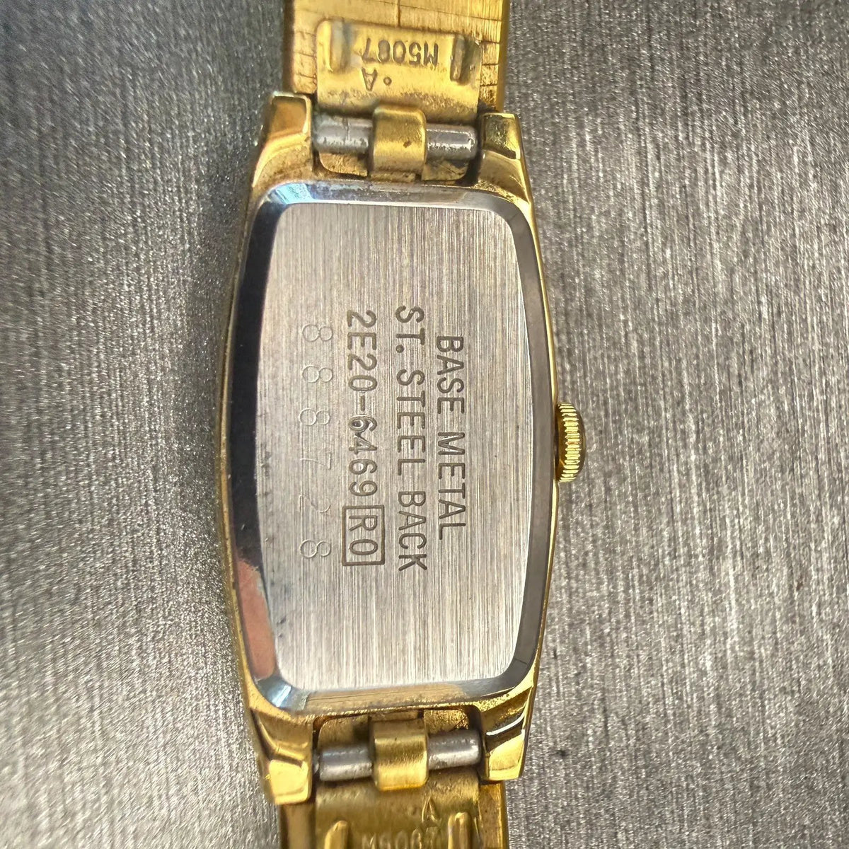 48302619