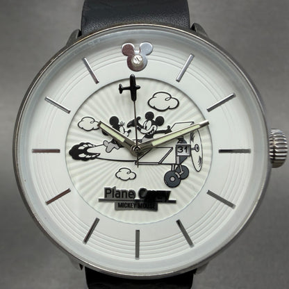 Mickey Mouse Plane Crazy Watch Unisex 38mm White Dial Silver Tone Round NewBatt1