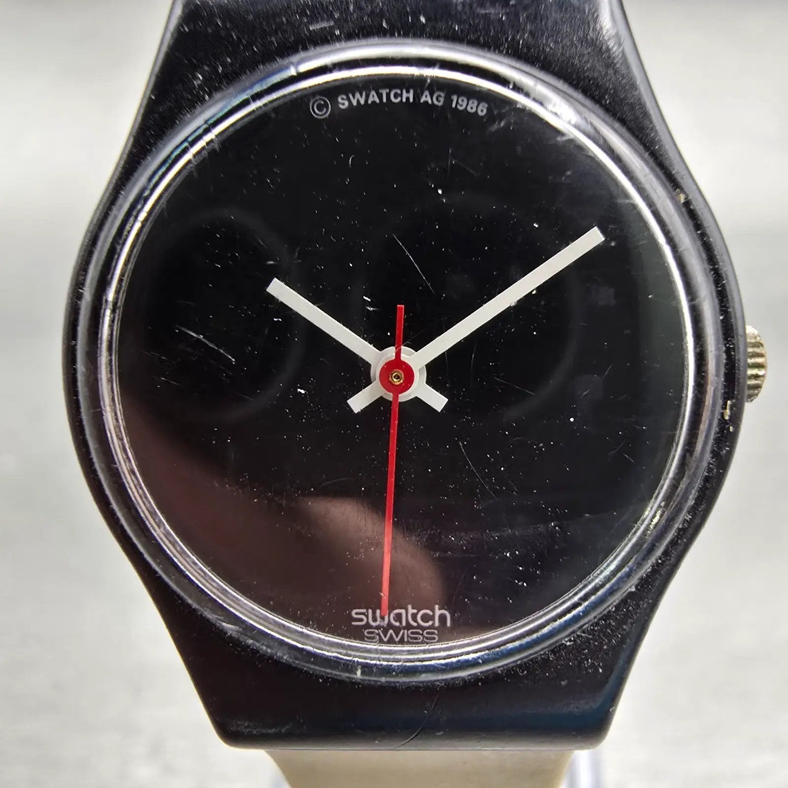 Swatch BLACK PEARL Watch Women 24mm Black Dial Black Tone Round LB114 New Batt1