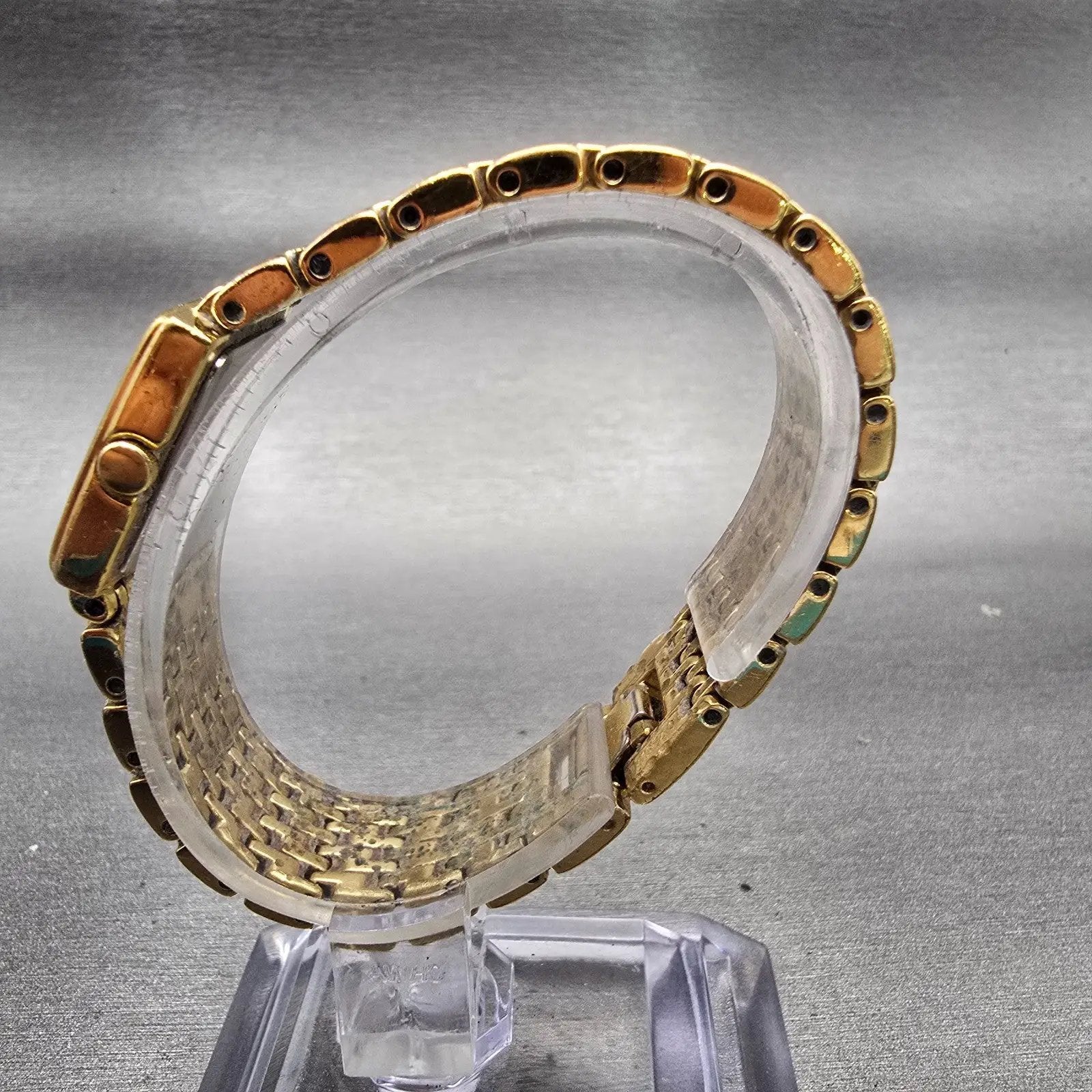 Seiko Watch Women 20mm Cream Dial Gold Tone Rectangle 1N00-6H39 New Battery VTG7