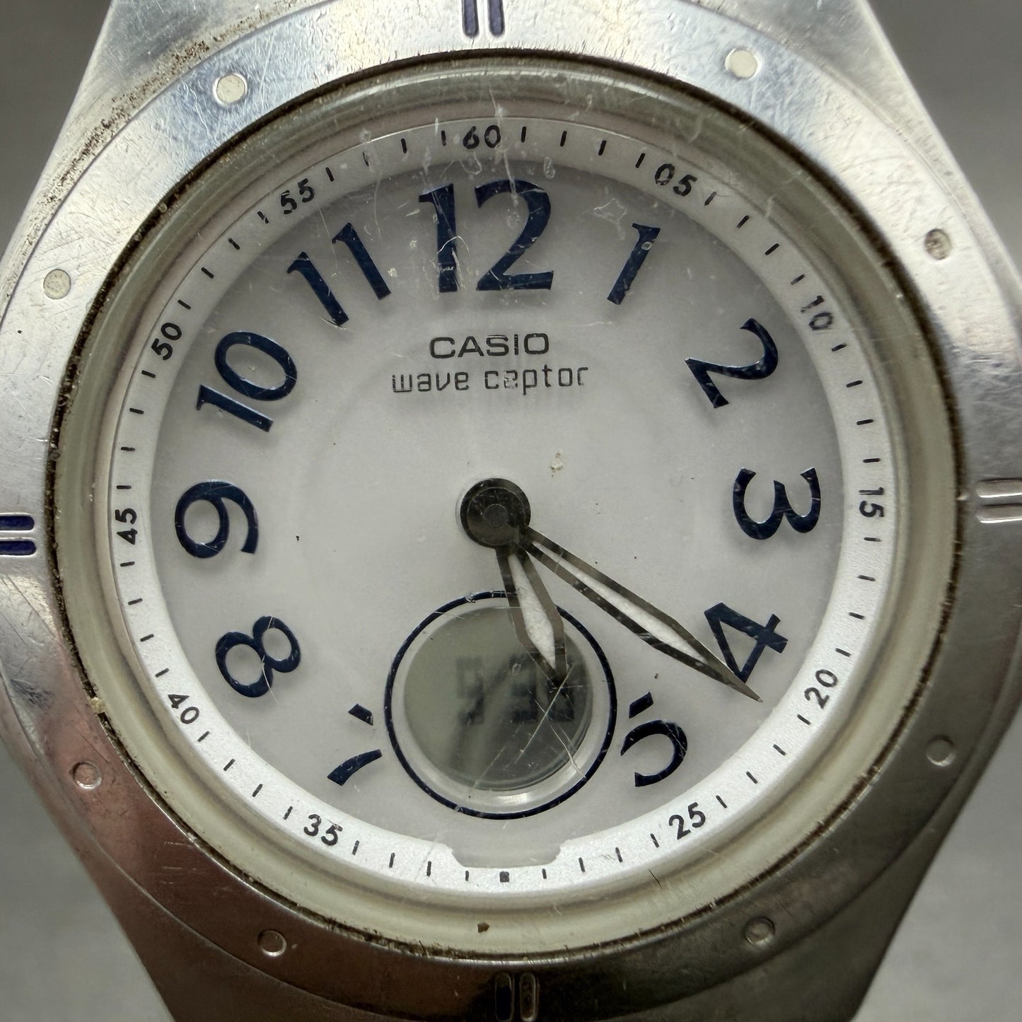 Casio Waveceptor Watch Women 35mm White Dial Silver Tone Analog Digital READ!!!!1