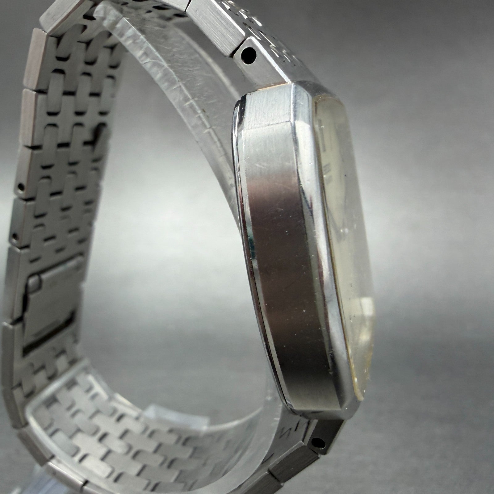 Seiko watch Men 32mm Champagne Dial Silver Tone Date 5855-5010 PARTS Vintage4