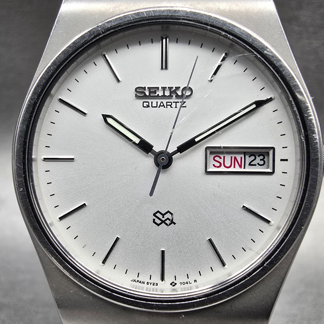 Seiko SQ Watch Men 33mm Silver Dial Silver Tone Daydate Round 5Y23-7110 New Batt1