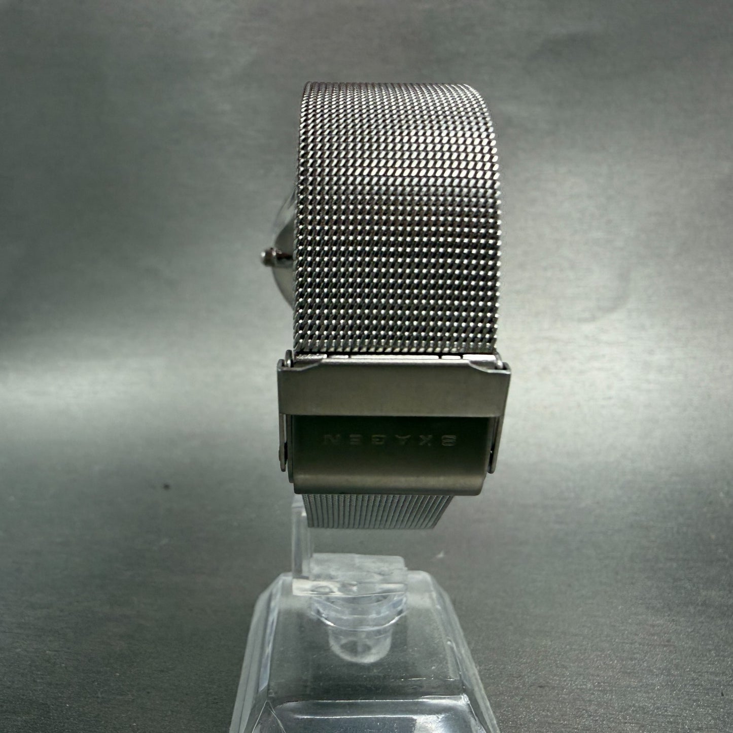 Skagen Watch Men 34mm Silver Dial Silver Tone Round Mesh Band 233LSS New Battery7